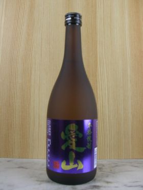 愛山（酒粕焼酎） 720ml ／ 研醸（株）